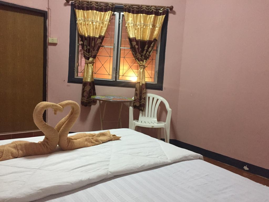 Marina Ao Nang Guesthouse Exterior foto