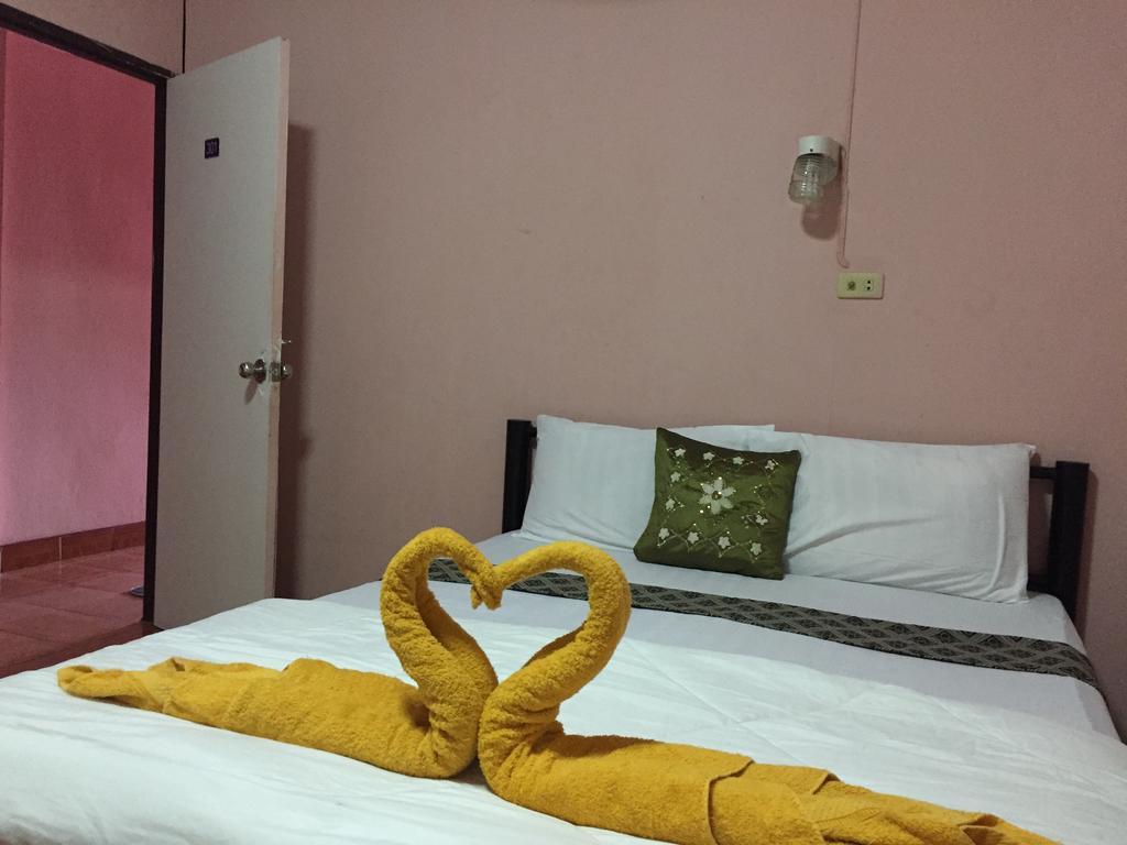 Marina Ao Nang Guesthouse Exterior foto