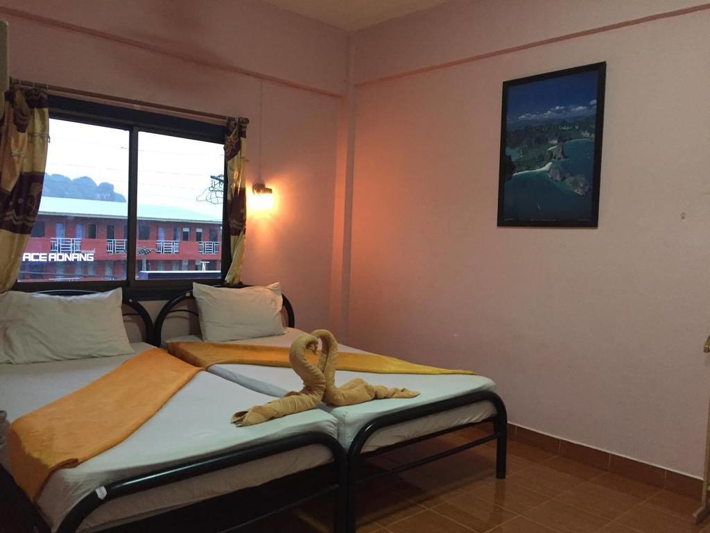 Marina Ao Nang Guesthouse Exterior foto